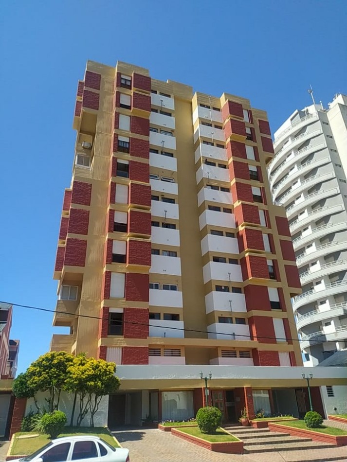 Departamento 3 ambientes c/ cochera VISTA AL MAR - EDIFICIO BARON PLAYA