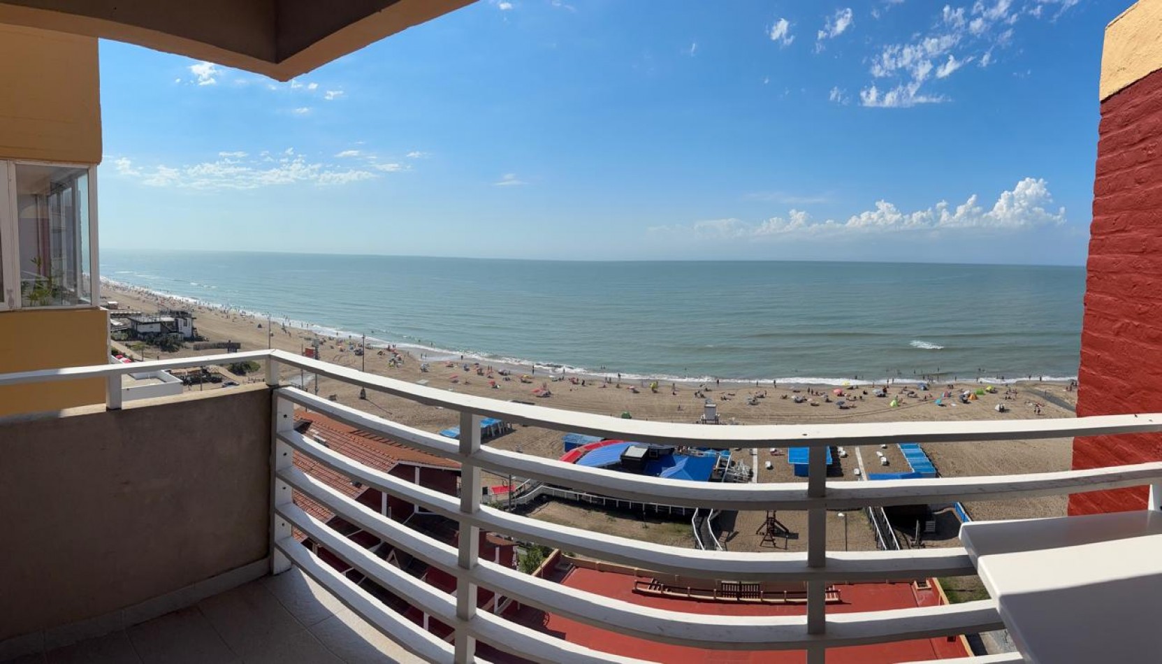 Departamento 3 ambientes c/ cochera VISTA AL MAR - EDIFICIO BARON PLAYA