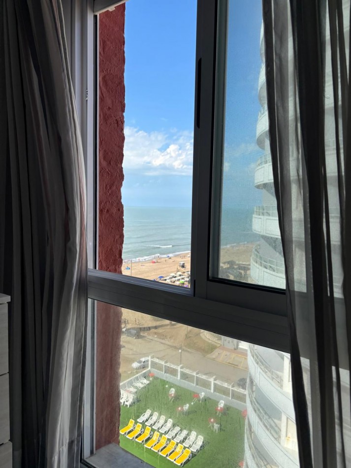 Departamento 3 ambientes c/ cochera VISTA AL MAR - EDIFICIO BARON PLAYA