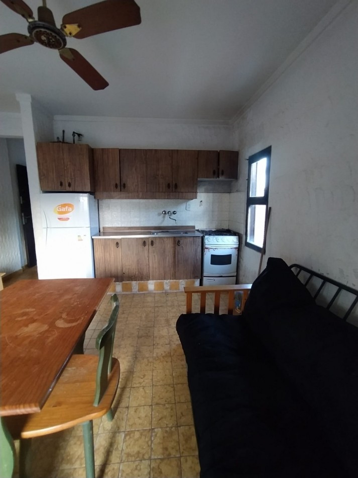 DEPARTAMENTO 2 AMBIENTES A REFACCIONAR