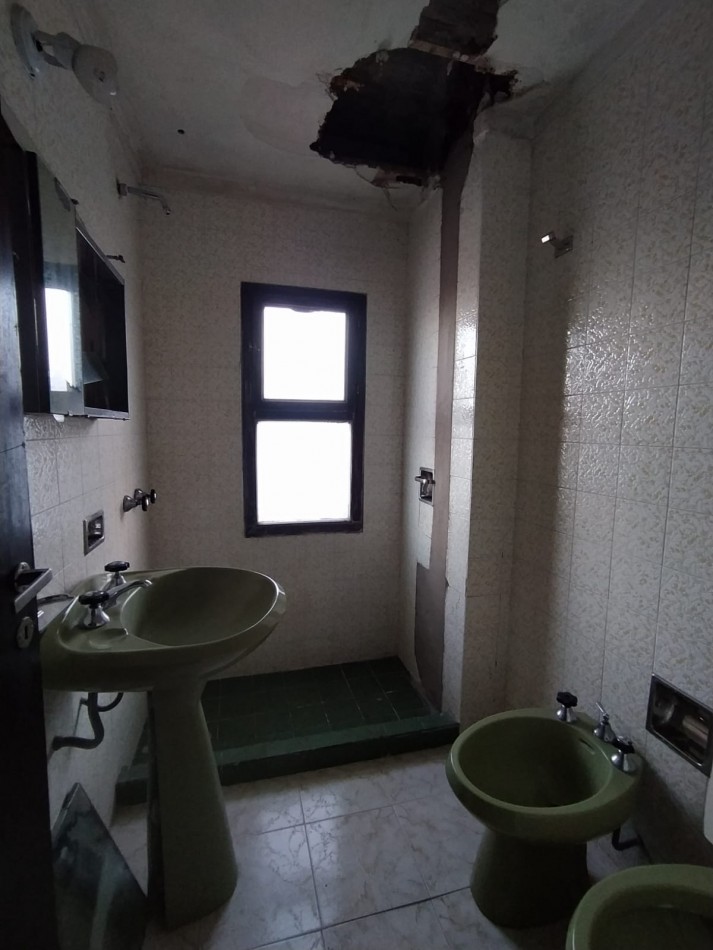 DEPARTAMENTO 2 AMBIENTES A REFACCIONAR