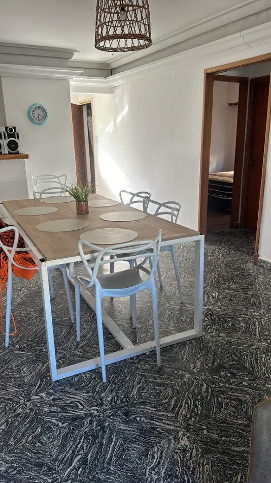 Chalet 5 Ambientes en el corazon de centro Geselino