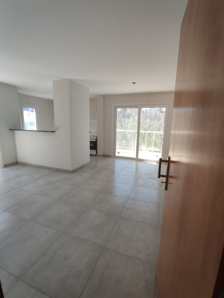 DEPARTAMENTO 3 AMBIENTES A ESTRENAR - VALERIA DEL MAR -CENTRO 