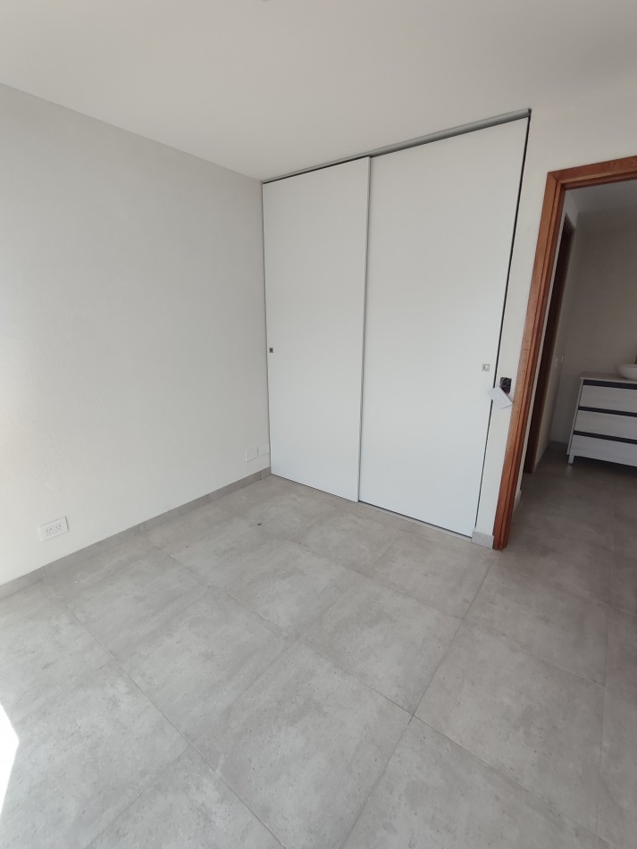 DEPARTAMENTO 3 AMBIENTES A ESTRENAR - VALERIA DEL MAR -CENTRO 