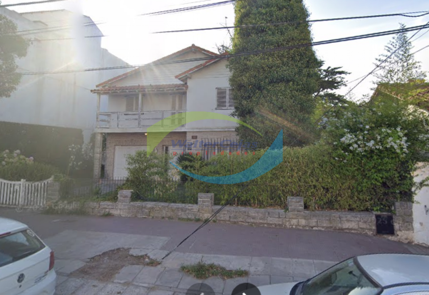 VENTA DE ICONICO CHALET EN EL CENTRO GESELINO 