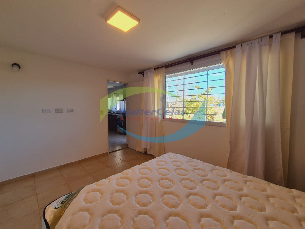 Venta de Casa con departamento en Ostende