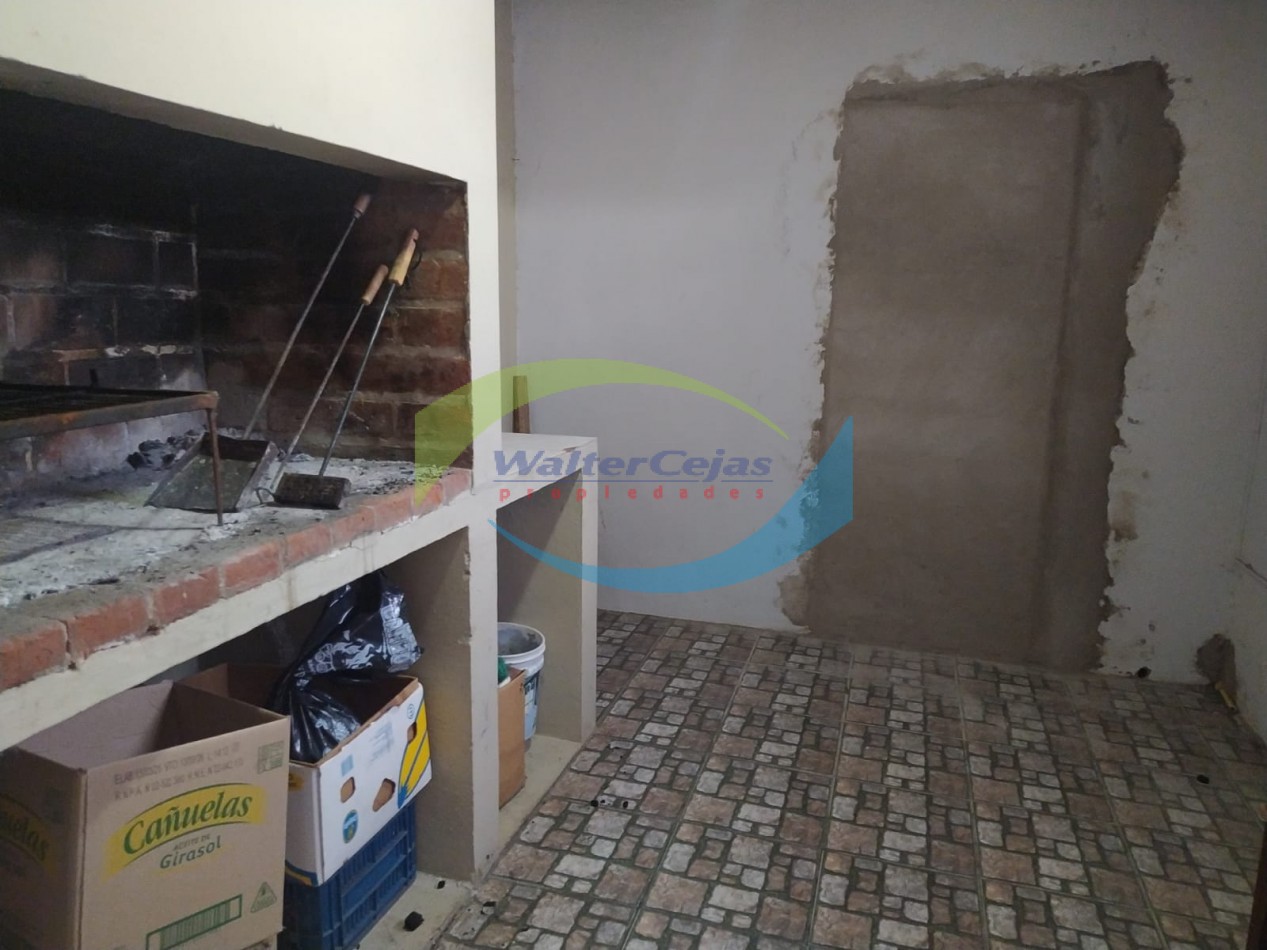 Casa en Venta en Esquina COMERCIAL
