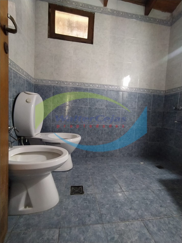 IMPORTANTE CHALET 4 AMBIENTES EN ZONA RESIDENCIAL DE GESELL - APTA CREDITO BANCARIO -