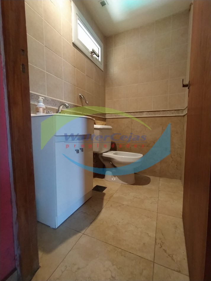 IMPORTANTE CHALET 4 AMBIENTES EN ZONA RESIDENCIAL DE GESELL - APTA CREDITO BANCARIO -