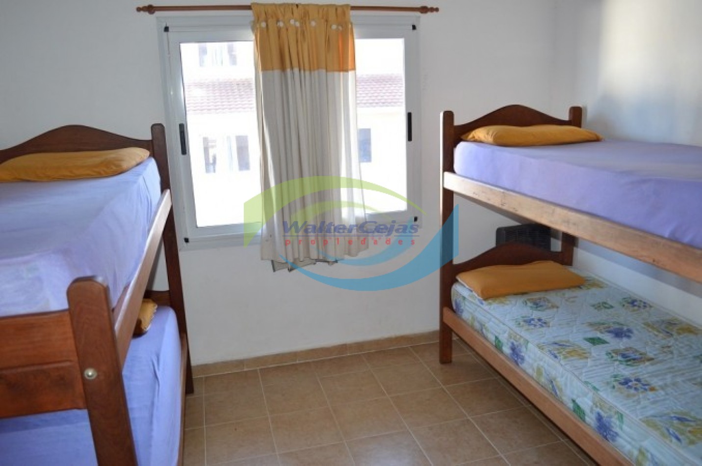  UNIDAD 2 - TRIPLEX 4 AMBIENTES CON TODOS LOS SERIVICIOS - VISTA AL MAR 