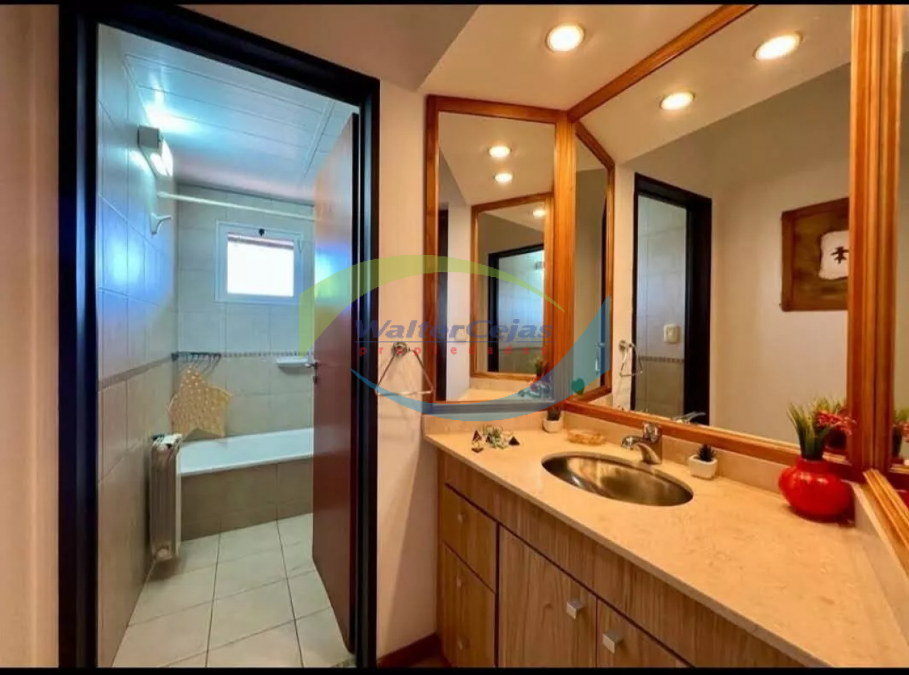 Exclusivo Semi piso 4 Ambientes con cochera doble - Zona Norte 