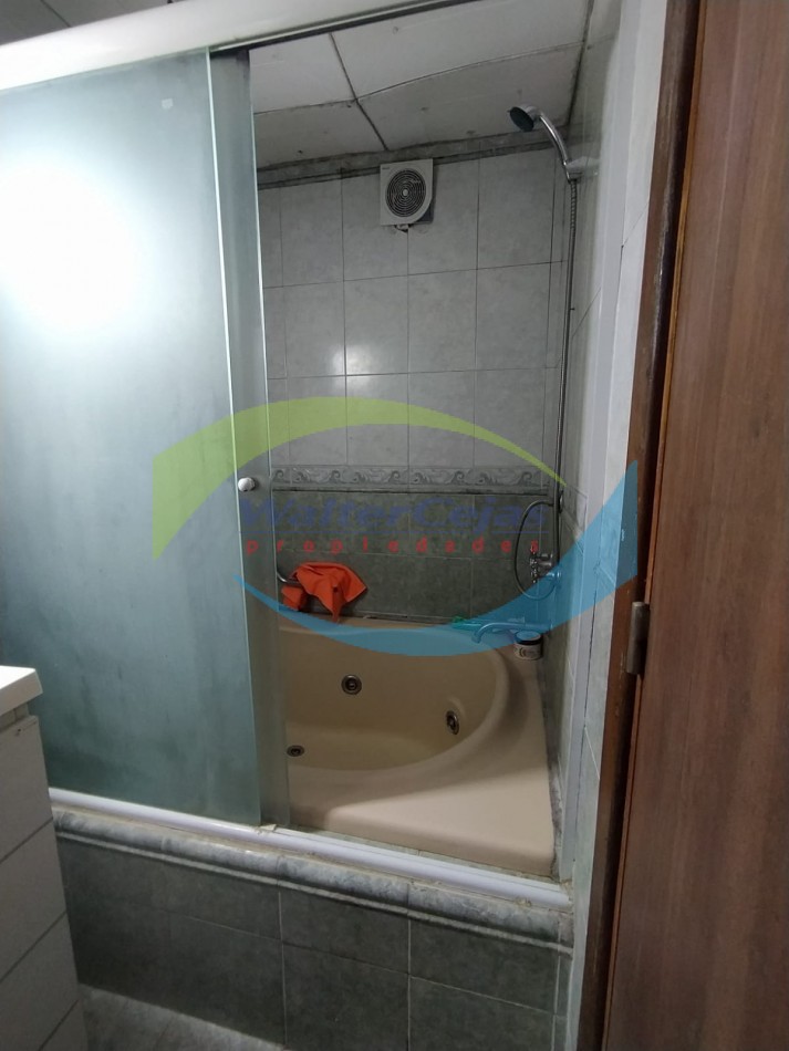 IMPORTANTE CHALET 4 AMBIENTES EN ZONA RESIDENCIAL DE GESELL - APTA CREDITO BANCARIO -