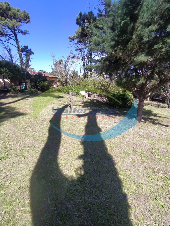 IMPORTANTE CHALET 4 AMBIENTES EN ZONA RESIDENCIAL DE GESELL - APTA CREDITO BANCARIO -