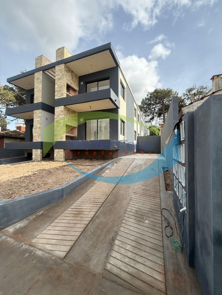 DEPARTAMENTO 2 AMBIENTES A ESTRENAR C/COCHERA