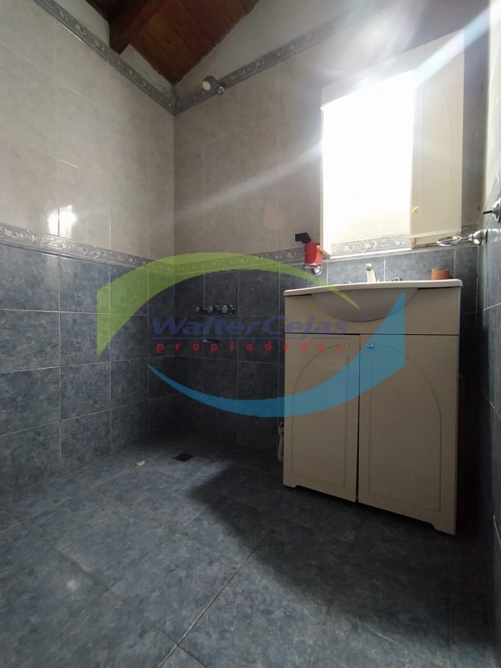 IMPORTANTE CHALET 4 AMBIENTES EN ZONA RESIDENCIAL DE GESELL - APTA CREDITO BANCARIO -