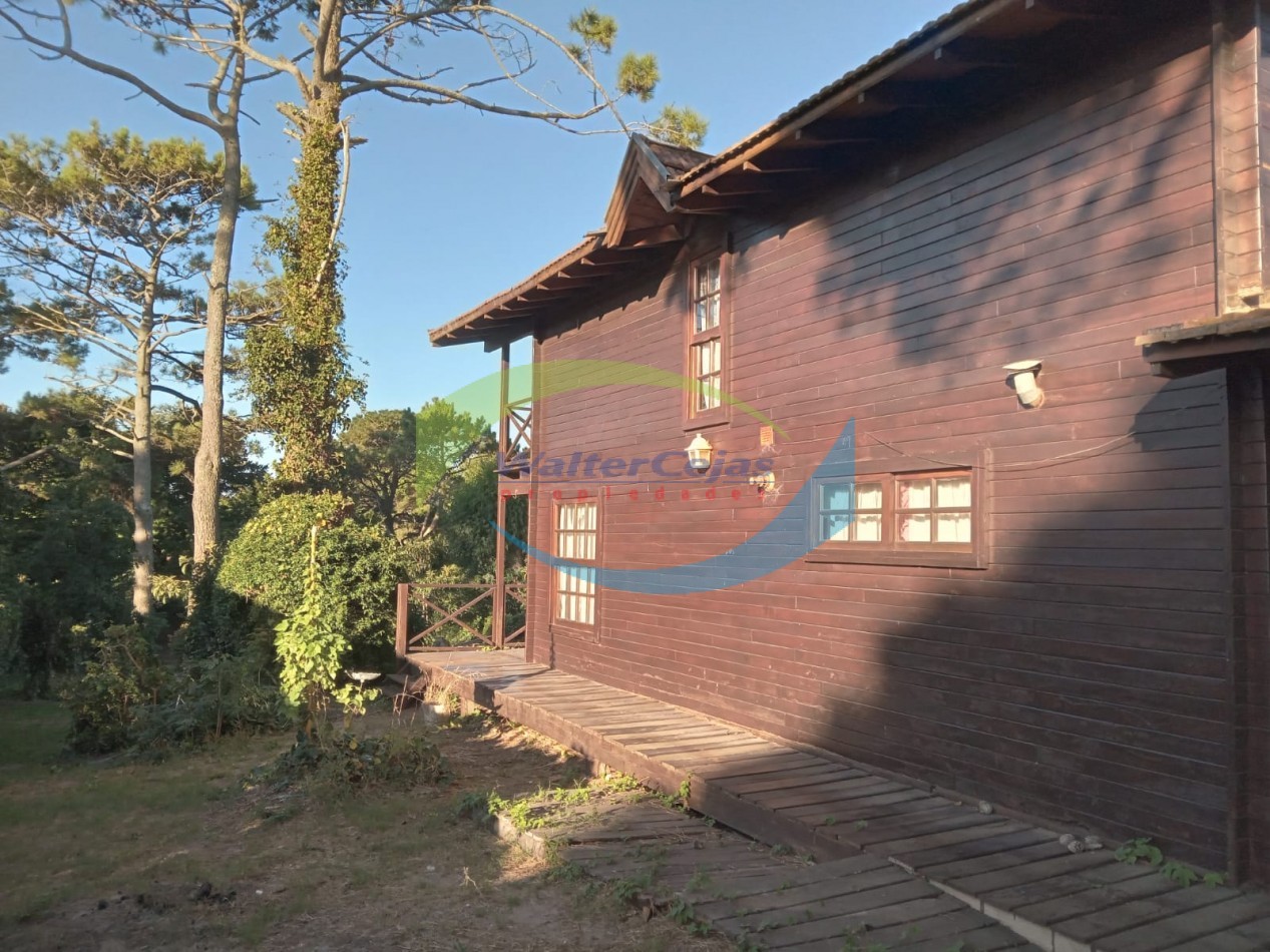 HERMOSA CABAÑA 4 AMBIENTES  - BARRIO NORTE