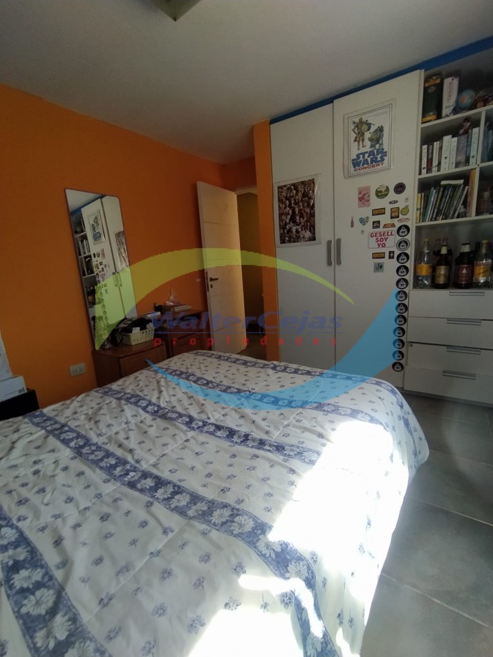 IMPORTANTE CHALET 4 AMBIENTES EN ZONA RESIDENCIAL DE GESELL - APTA CREDITO BANCARIO -