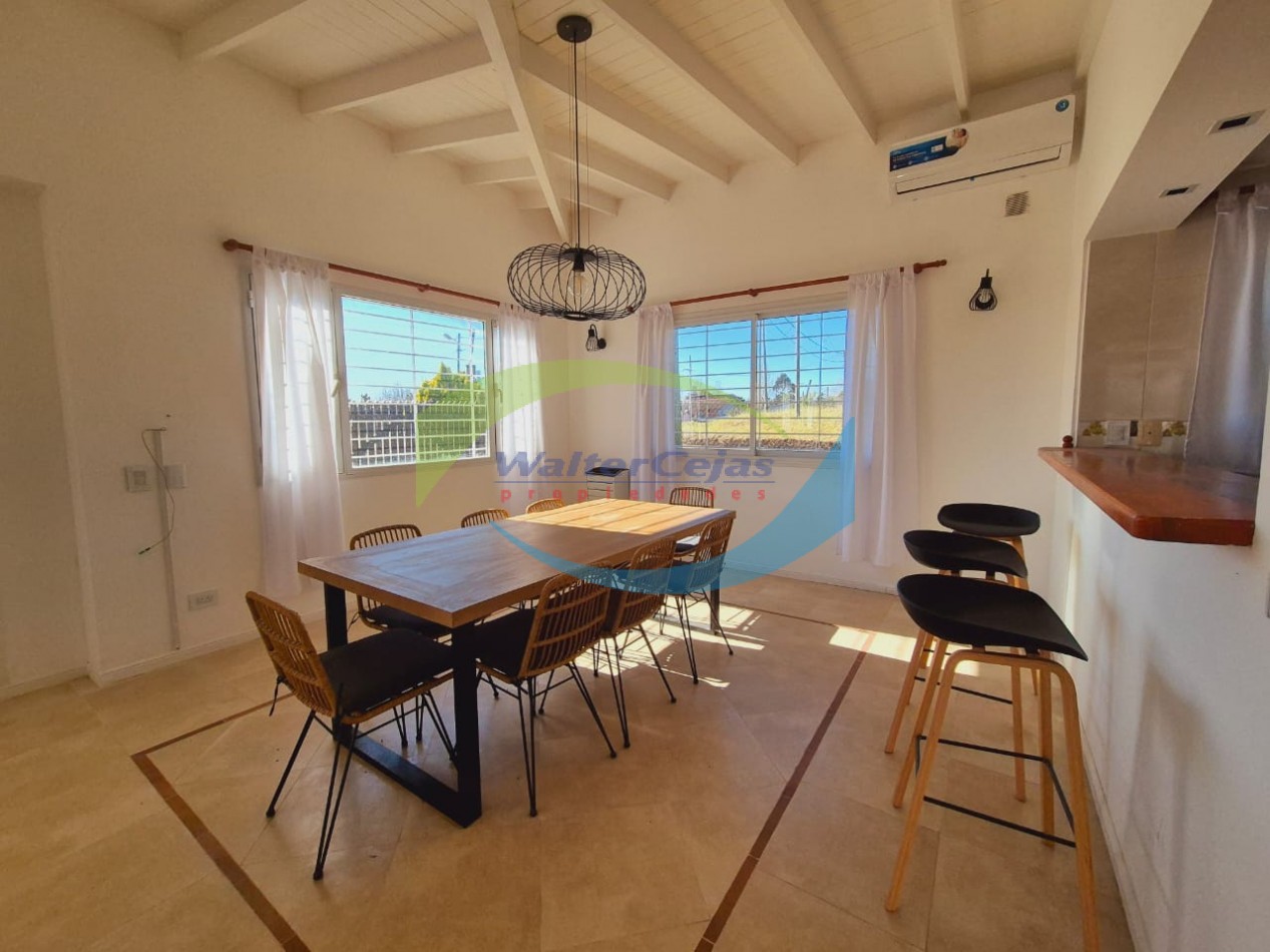 Venta de Casa con departamento en Ostende