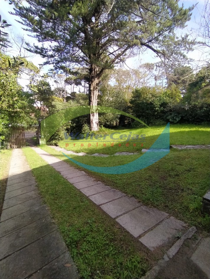 CASA EN ALQUILER - EN EL CORAZON DE BARRIO NORTE