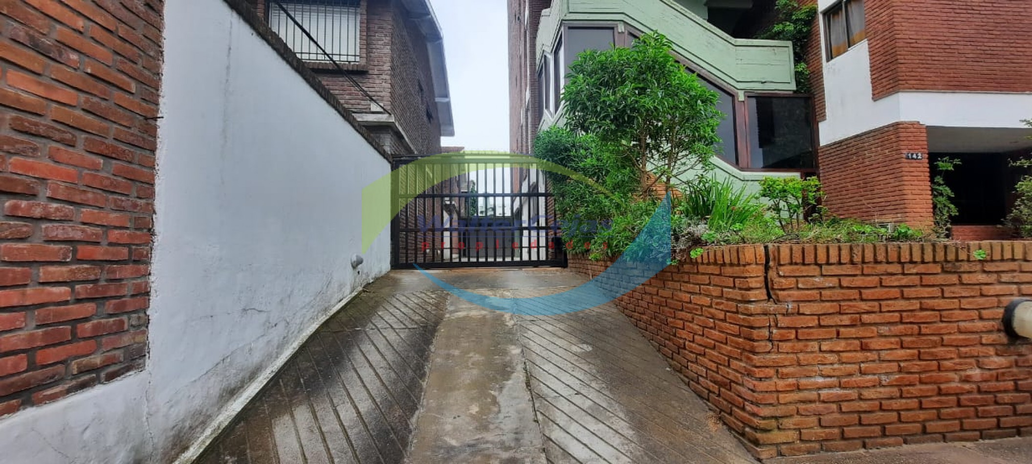 HERMOSO DEPARTAMENTO 3 AMBIENTES 2° PISO C/COCHERA 