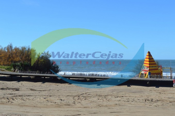 Excelente Triplex de 4 ambientes frente al mar -