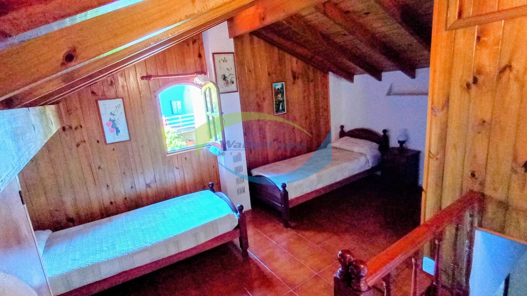 TRIPLEX DE CATEGORIA EN BARRIO NORTE 