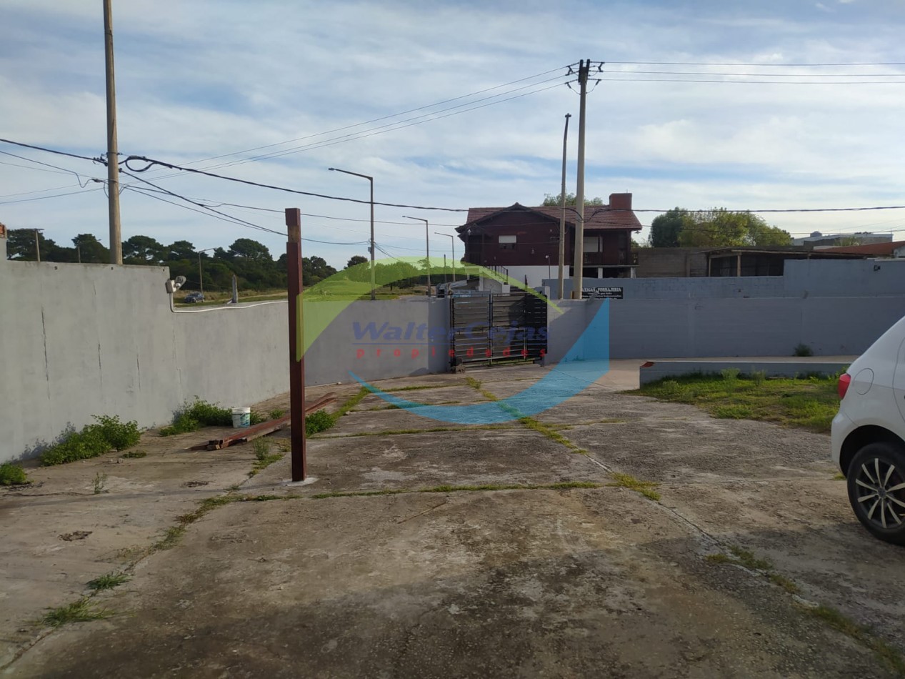 Casa en Venta en Esquina COMERCIAL