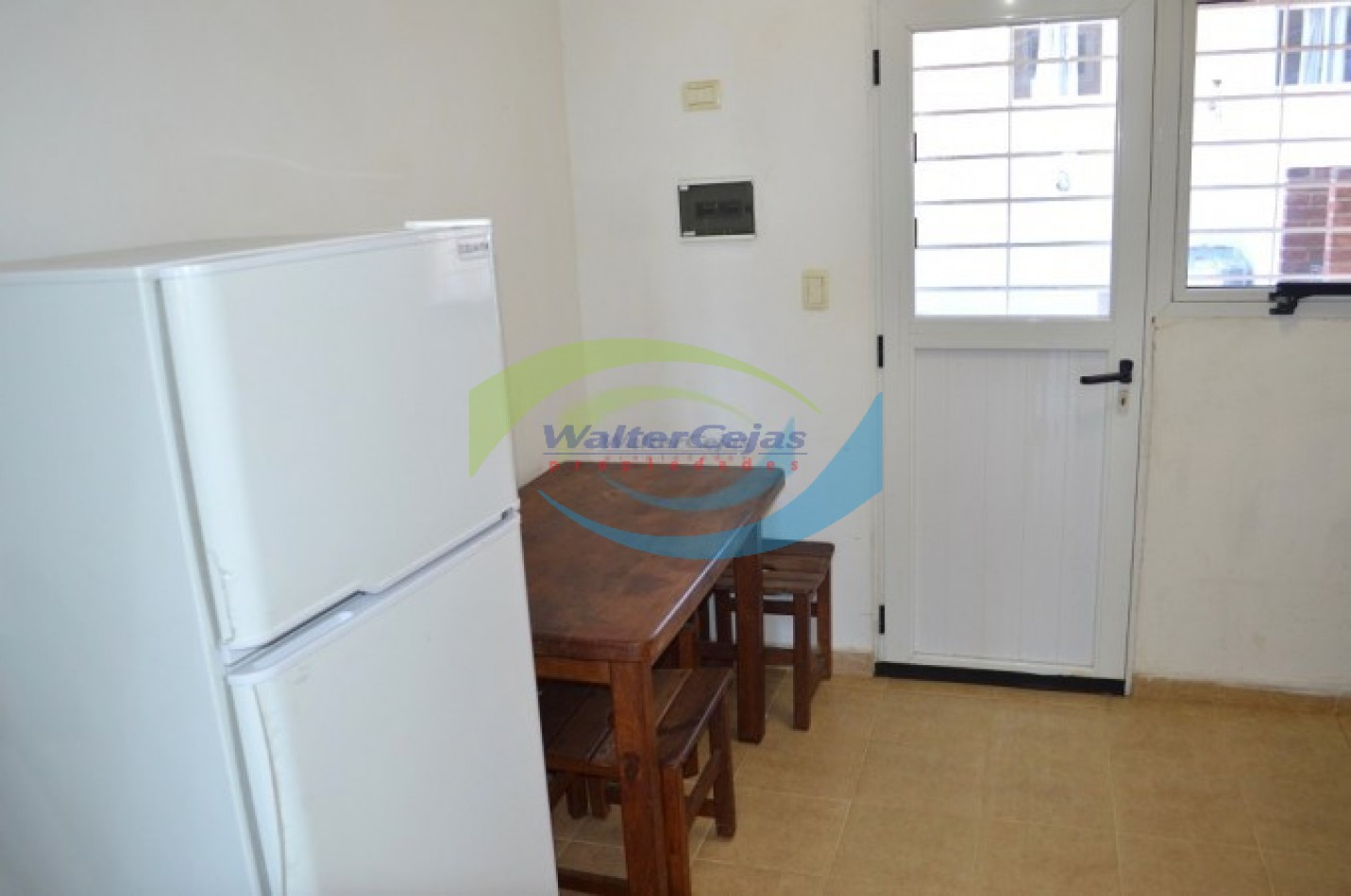  UNIDAD 2 - TRIPLEX 4 AMBIENTES CON TODOS LOS SERIVICIOS - VISTA AL MAR 