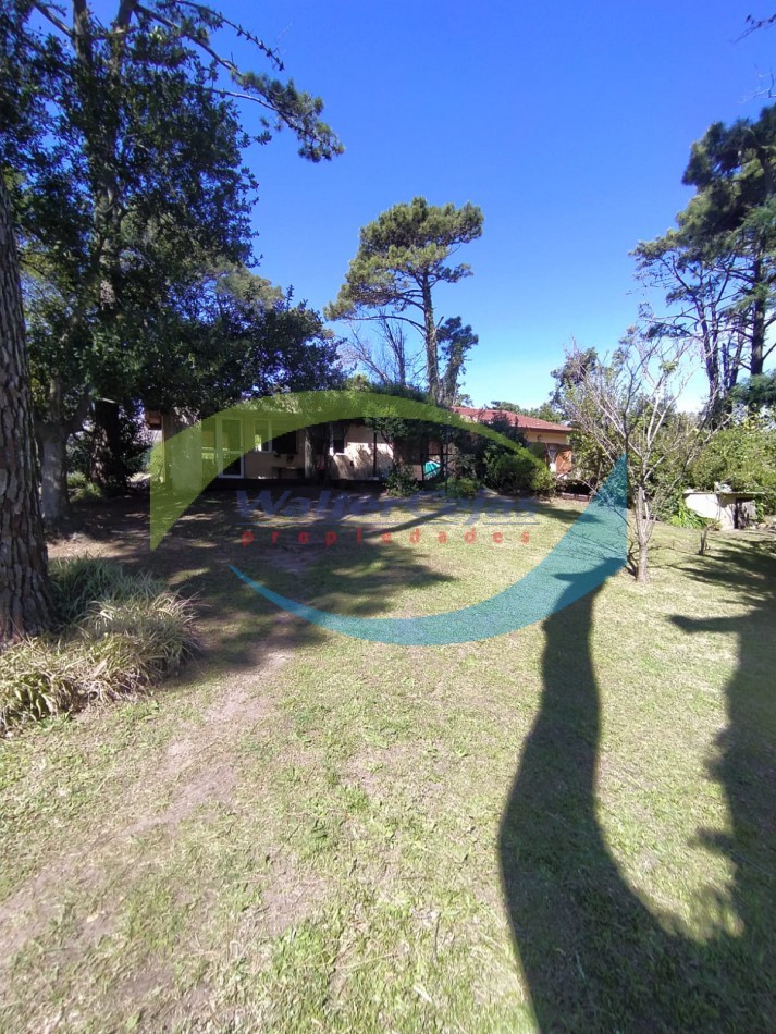 IMPORTANTE CHALET 4 AMBIENTES EN ZONA RESIDENCIAL DE GESELL - APTA CREDITO BANCARIO -