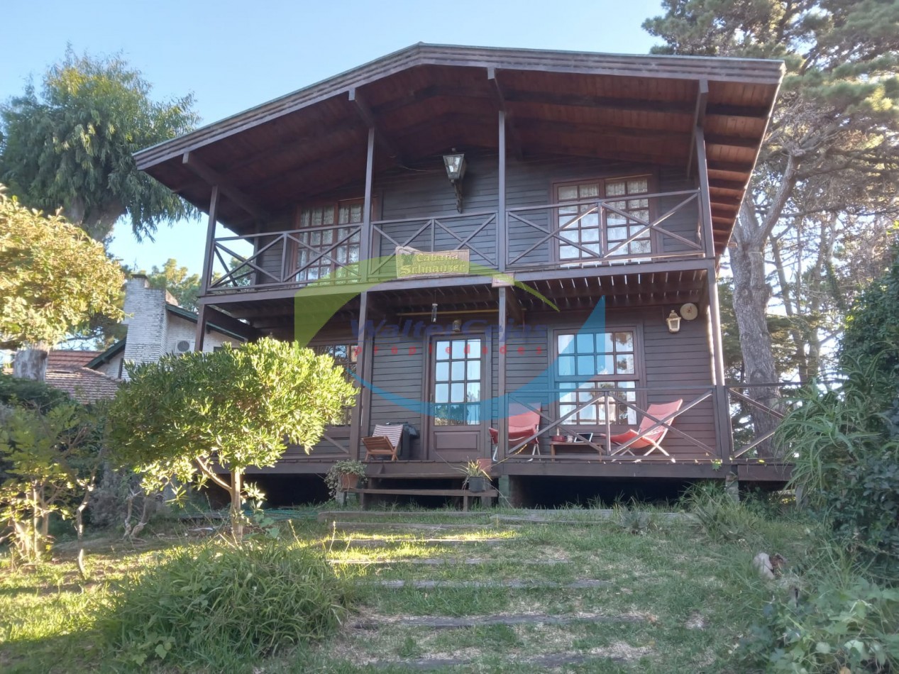 HERMOSA CABAÑA 4 AMBIENTES  - BARRIO NORTE