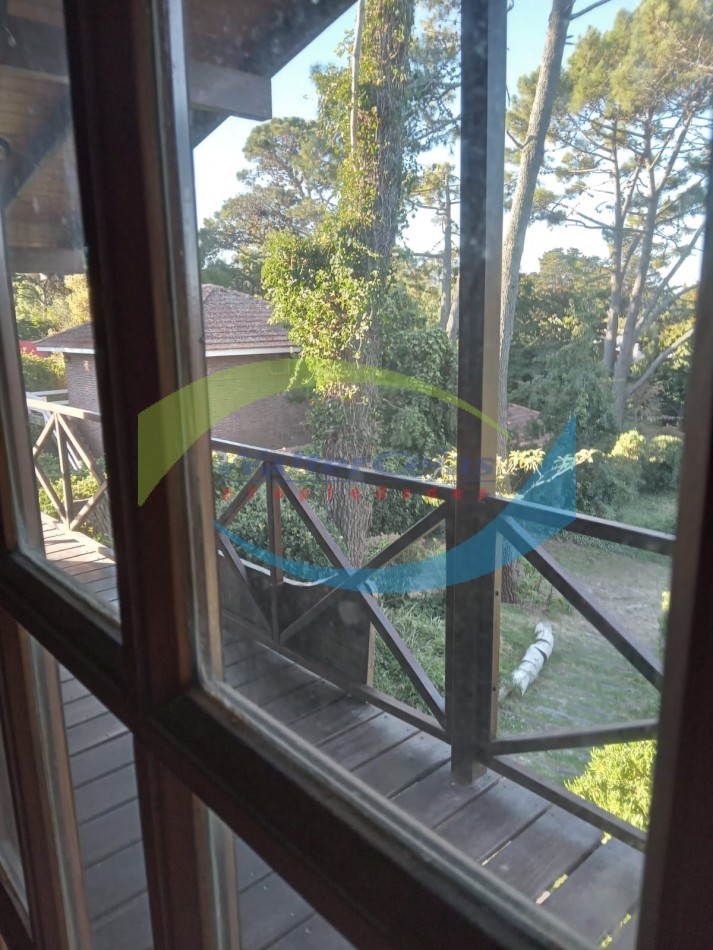 HERMOSA CABAÑA 4 AMBIENTES  - BARRIO NORTE