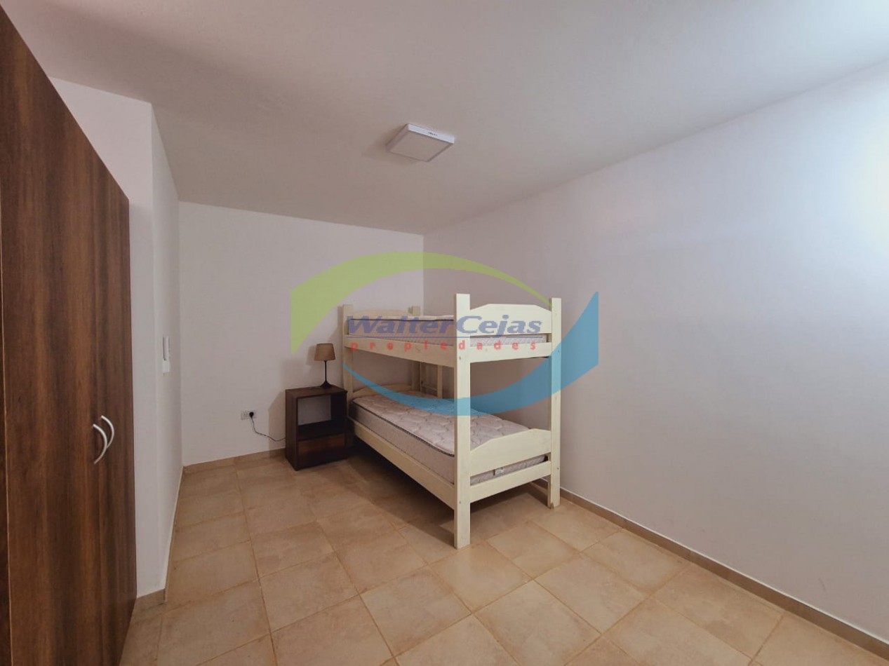Venta de Casa con departamento en Ostende