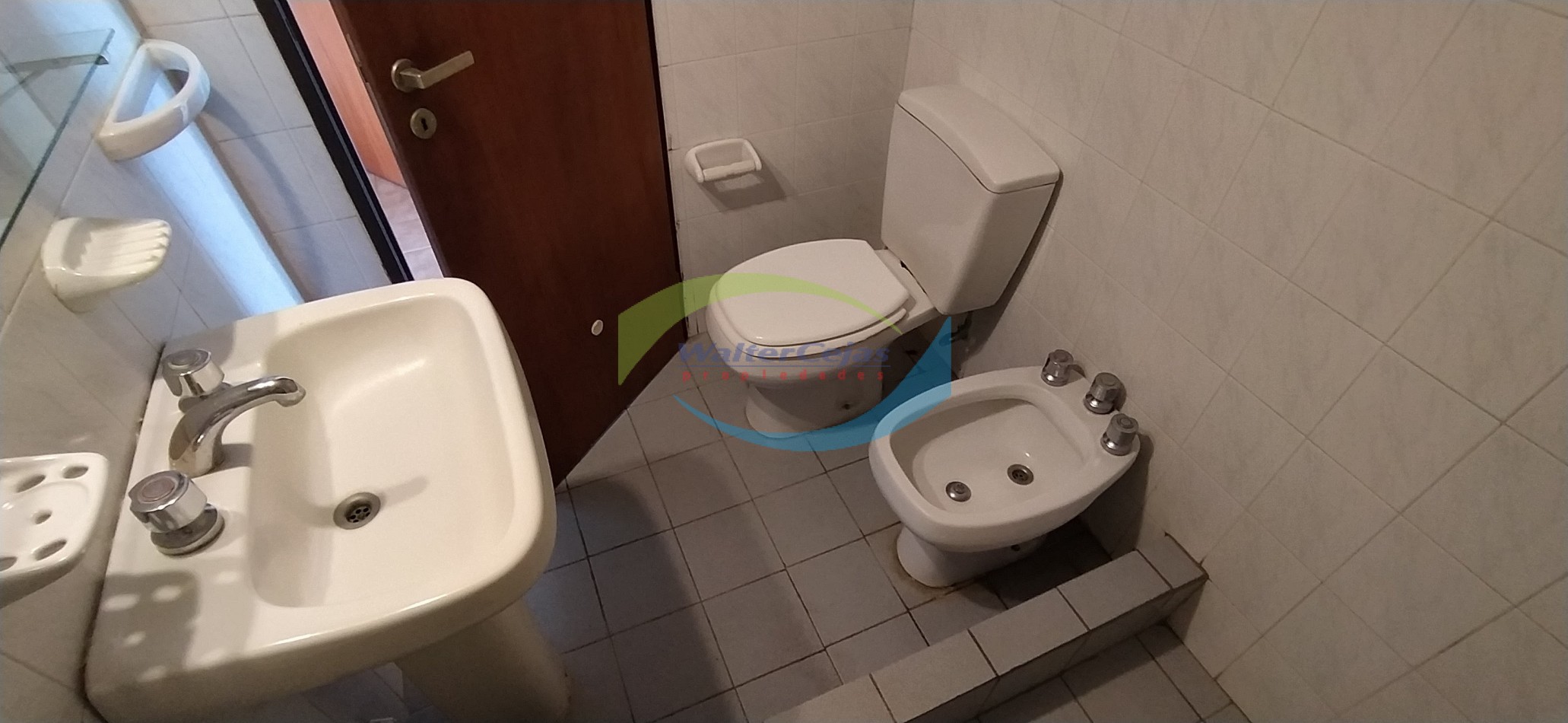 Unico - 3 ambientes c/Cochera y gas natural - zona Norte - Gesell