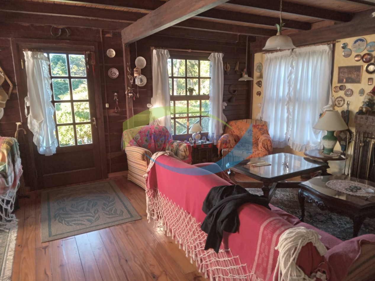 HERMOSA CABAÑA 4 AMBIENTES  - BARRIO NORTE