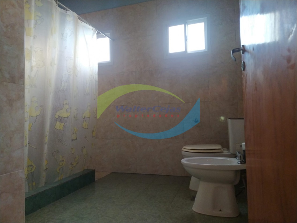 Casa en Venta en Esquina COMERCIAL