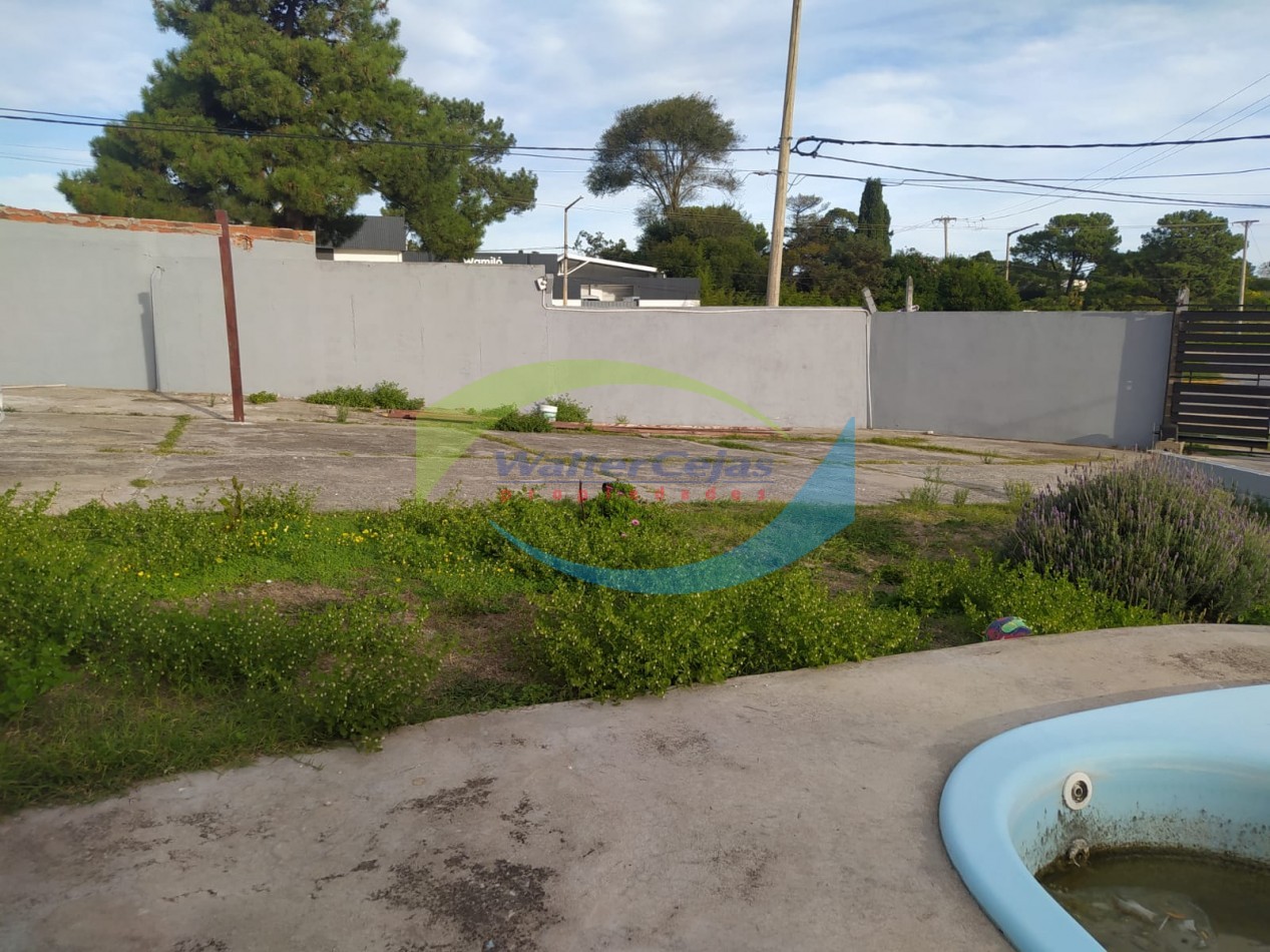 Casa en Venta en Esquina COMERCIAL