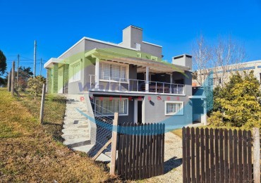 Venta de Casa con departamento en Ostende