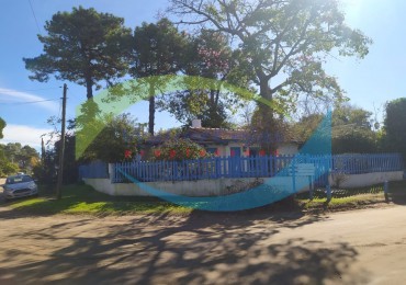 Casa en VENTA en zona residencial a refaccionar - Apta Credito