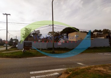 Casa en Venta en Esquina COMERCIAL