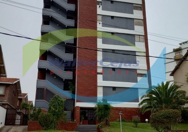 HERMOSO DEPARTAMENTO 3 AMBIENTES 2° PISO C/COCHERA 